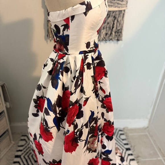 Mac Duggal Elegant White Dress - Picture 4 of 7